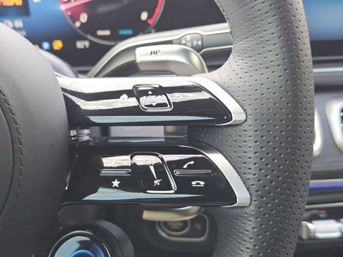 Certified 2026 Mercedes-Benz GLS 63 AMG 4MATIC image 29