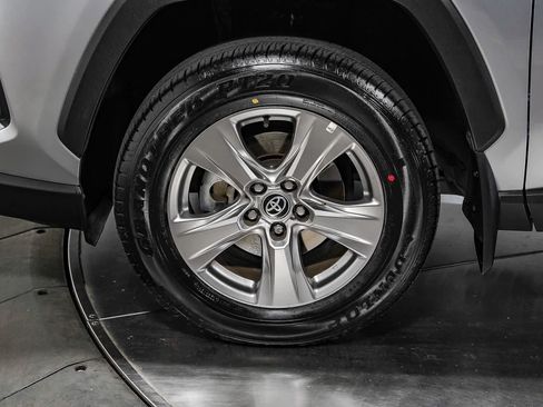 Certified 2023 Toyota RAV4 XLE FWD image 10
