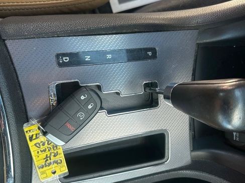 Used 2013 Dodge Charger R/T AWD/4WD image 36