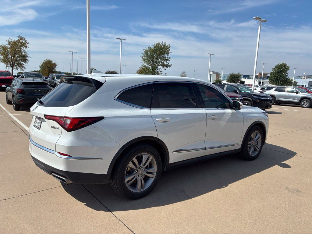 Used 2022 Acura MDX FWD image 4