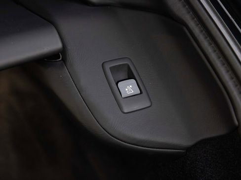 Certified 2019 Rolls-Royce Cullinan image 62