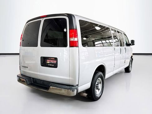 Used 2016 Chevrolet Express 3500 LT w/ LT Preferred Equipment Group image 6