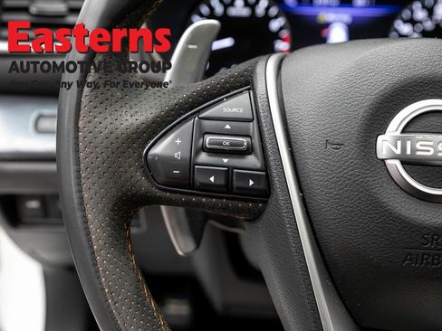 Used 2023 Nissan Maxima SR w/ Sport Mat Group FWD image 18