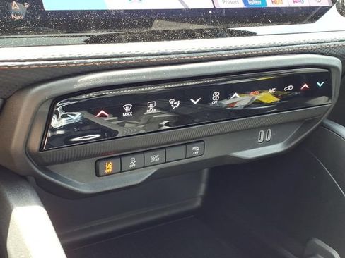 New 2026 Jeep Cherokee Limited AWD/4WD image 19