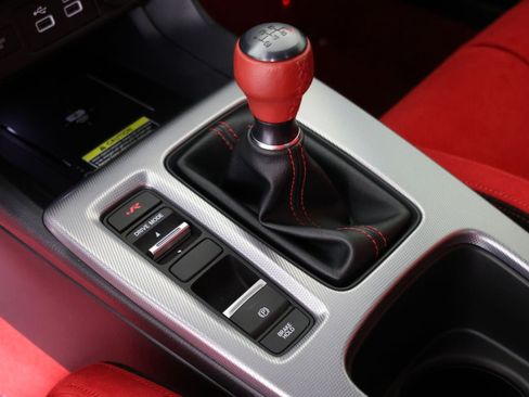 Used 2024 Honda Civic Type R image 6