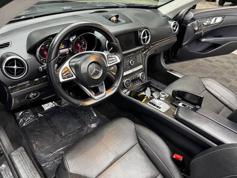 Used 2018 Mercedes-Benz SL 450 image 28
