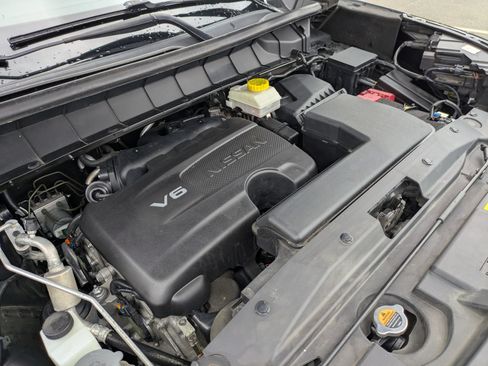 Used 2022 Nissan Pathfinder SV AWD/4WD image 42
