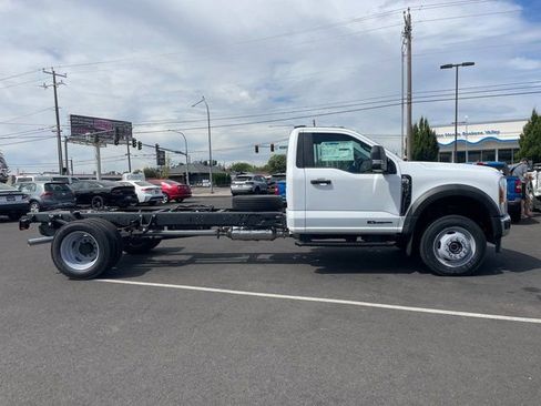New 2025 Ford F550 XL image 8