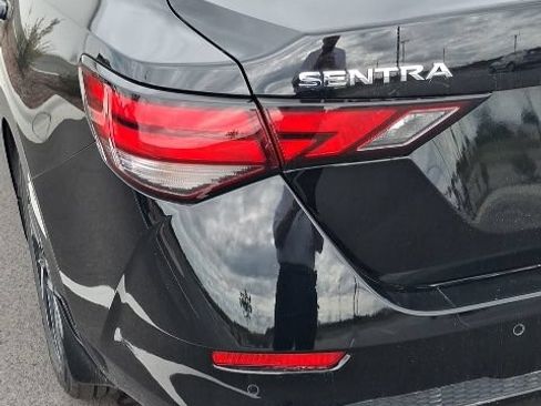 Used 2024 Nissan Sentra SV FWD image 6