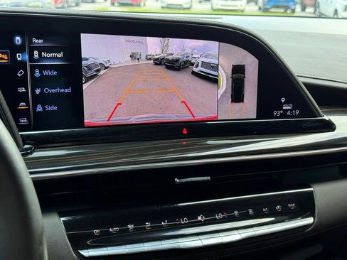 Certified 2024 Cadillac Escalade Sport w/ LPO, ONYX Package AWD/4WD image 32