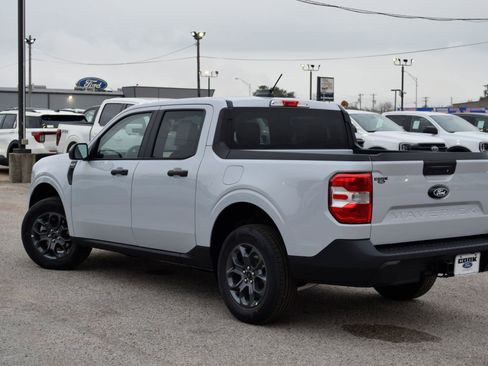 New 2026 Ford Maverick XLT image 4