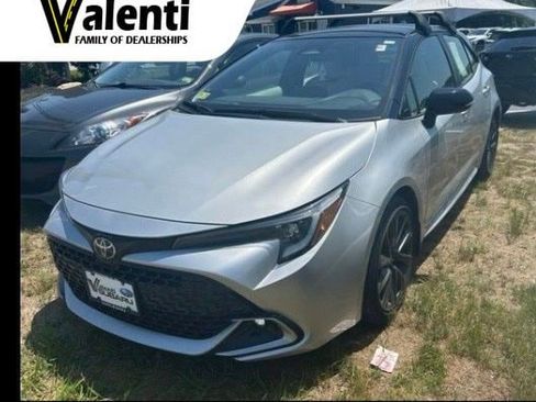 Used 2025 Toyota Corolla XSE FWD image 1