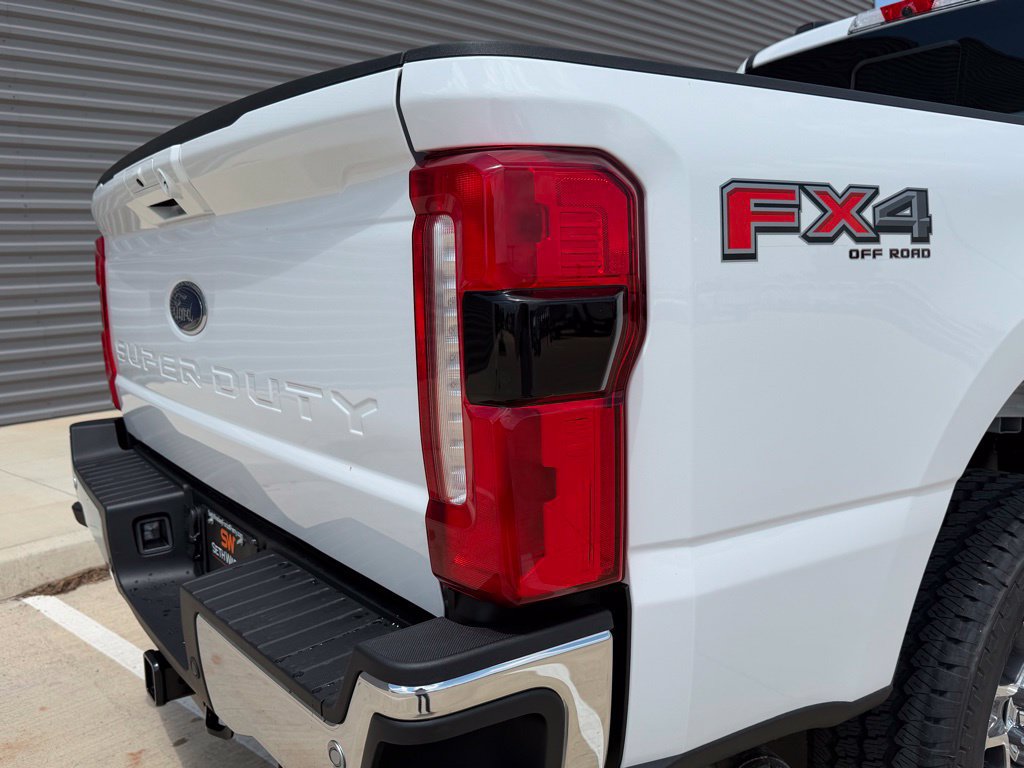 New 2026 Ford F250 Lariat w/ Lariat Premium Package AWD/4WD image 9