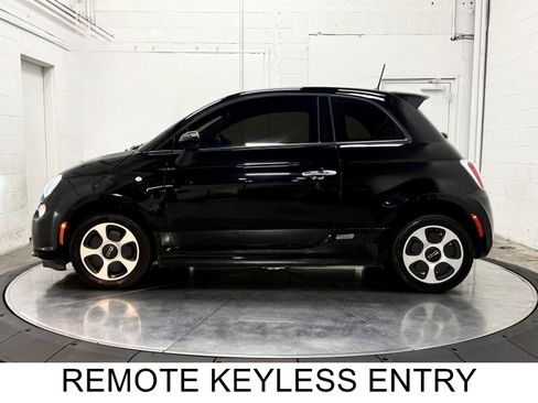 Used 2019 FIAT 500 e FWD image 4