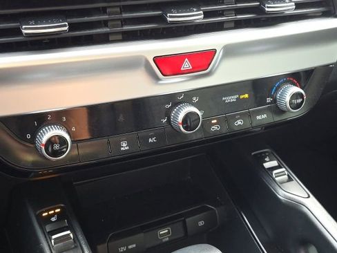 Used 2020 Kia Telluride S image 31