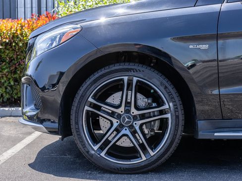 Used 2018 Mercedes-Benz GLE 43 AMG 4MATIC image 4