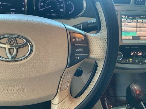 Used 2011 Toyota Avalon image 12