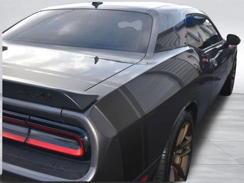 Used 2023 Dodge Challenger SRT Hellcat w/ Driver Convenience Group image 6