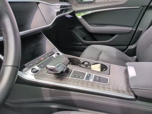 Used 2025 Audi A6 Premium Plus w/ Premium Plus Package AWD/4WD image 23
