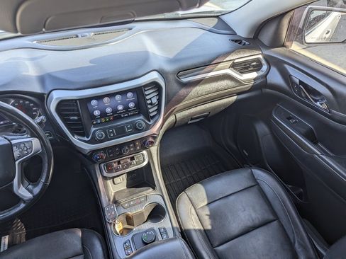 Used 2020 GMC Acadia SLT image 25