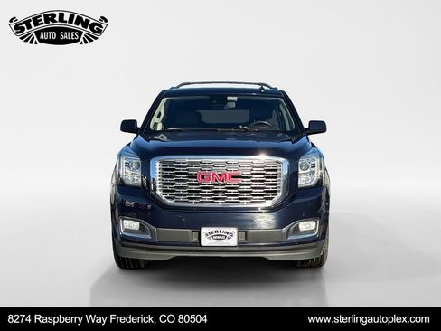 Used 2020 GMC Yukon Denali w/ Denali Premium Package image 8