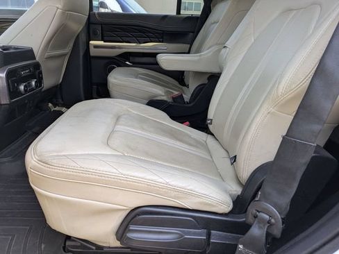 Used 2020 Ford Expedition Platinum AWD/4WD image 26