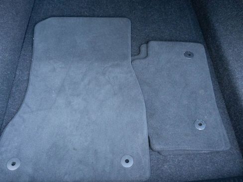 Used 2025 BMW M5 image 38