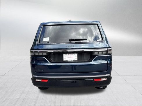 New 2026 Jeep Grand Wagoneer Limited AWD/4WD image 6
