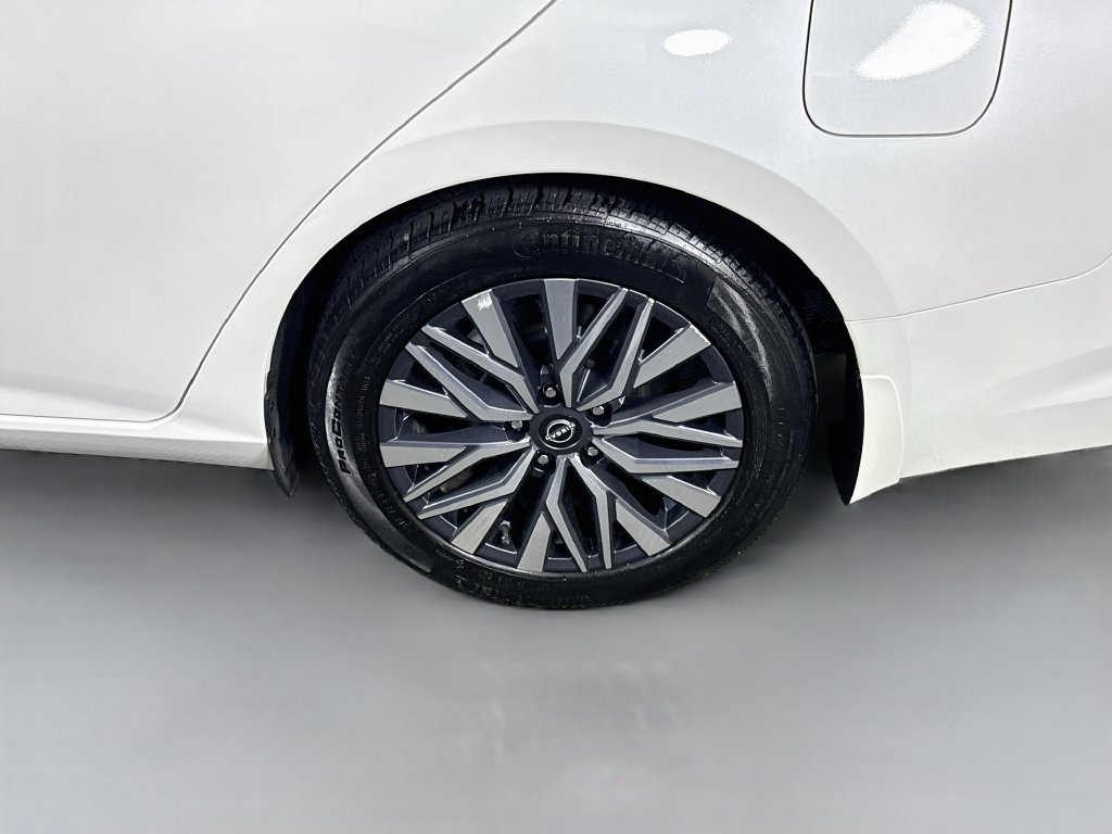 Certified 2023 Nissan Altima 2.5 SV FWD image 33