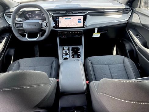 New 2026 Jeep Cherokee Laredo AWD/4WD image 19