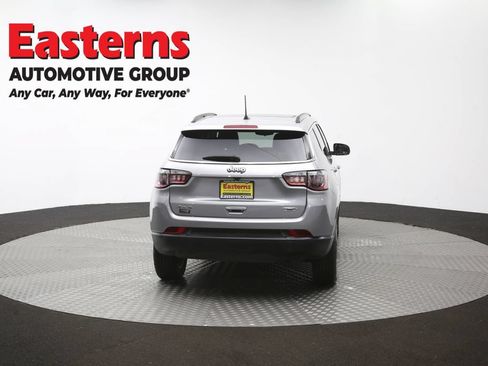 Used 2022 Jeep Compass Latitude w/ Sun and Sound Group AWD/4WD image 40