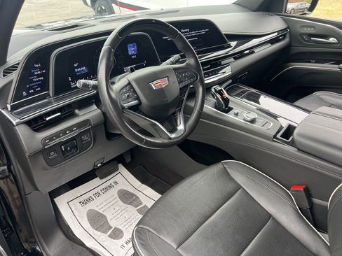 Used 2023 Cadillac Escalade ESV Sport image 14