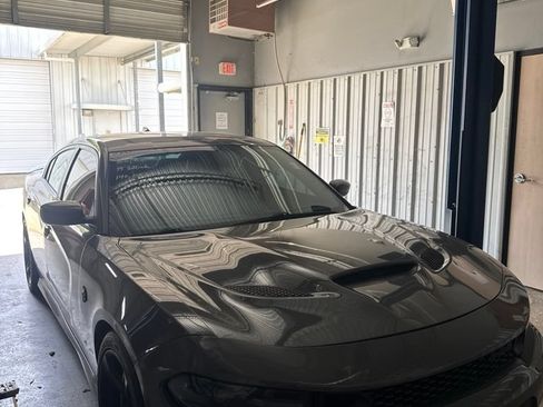 Used 2017 Dodge Charger SRT Hellcat RWD image 3