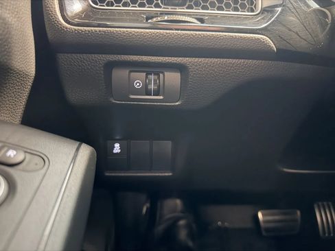 Used 2025 Honda Civic Sport image 30