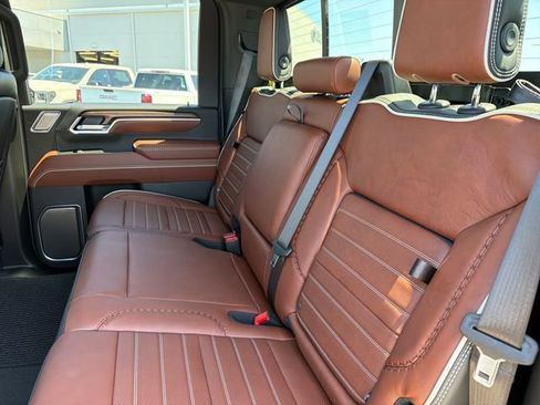 New 2026 GMC Sierra 2500 Denali Ultimate AWD/4WD image 21