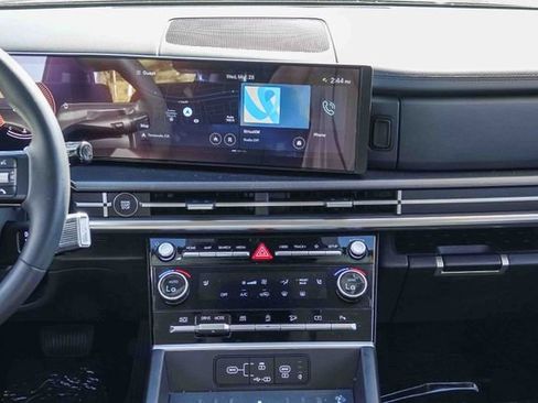 Used 2025 Hyundai Santa Fe XRT AWD/4WD image 13