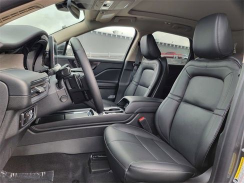 New 2026 Lincoln Corsair Reserve image 19