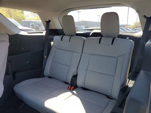 New 2026 Ford Explorer Active w/ Active Comfort Package image 26