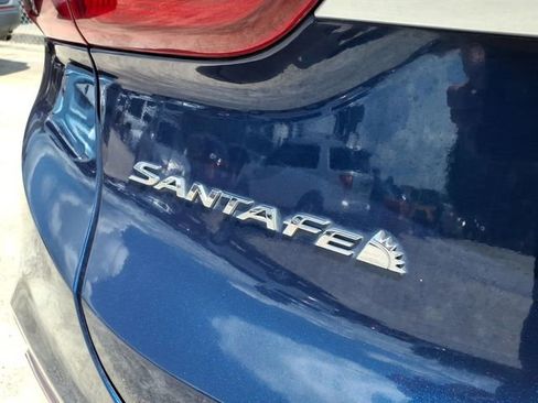 Used 2019 Hyundai Santa Fe SE FWD image 8