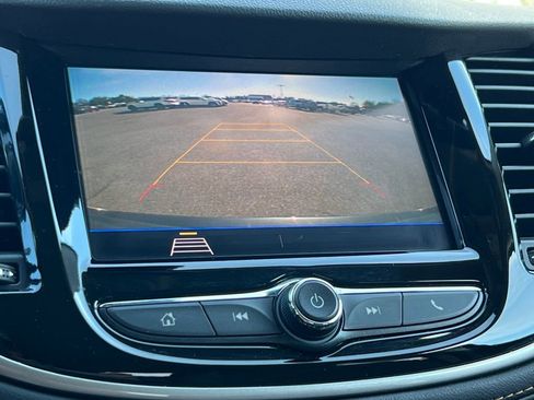 Used 2022 Chevrolet Trax LT w/ Driver Confidence Package image 22