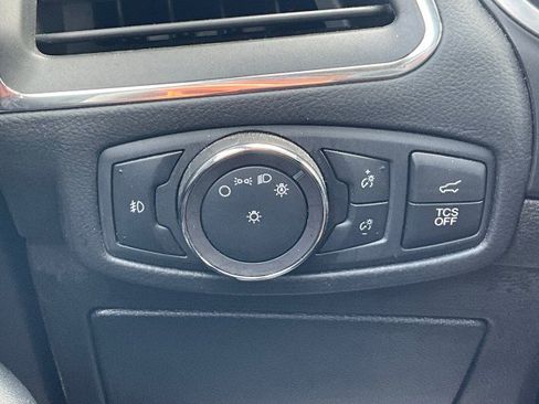 Used 2019 Ford Edge Titanium w/ Equipment Group 301A AWD/4WD image 13