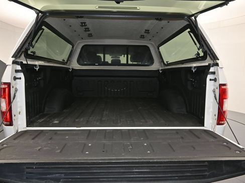 Used 2018 Ford F150 XL w/ Equipment Group 101A Mid RWD image 24
