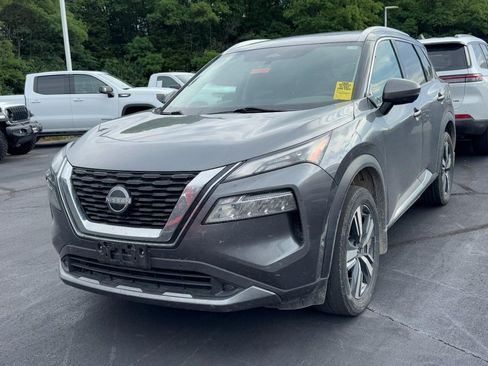 Used 2022 Nissan Rogue SL w/ SL Premium Package AWD/4WD image 2