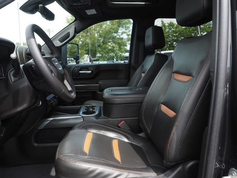 Used 2020 GMC Sierra 3500 AT4 w/ AT4 Premium Package AWD/4WD image 13