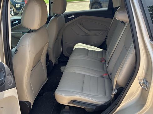 Used 2017 Ford Escape Titanium FWD image 8