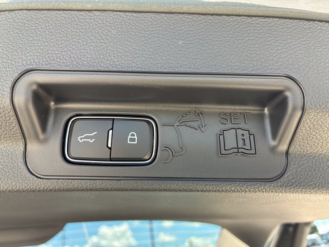 New 2026 Ford Explorer Active w/ Active Comfort Package RWD image 8