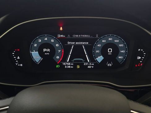 Used 2024 Audi Q3 2.0T Premium w/ Convenience Package image 37