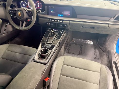 Used 2025 Porsche 911 Carrera 4 GTS image 16