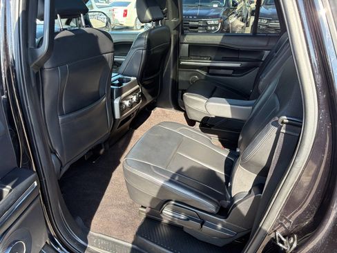 Used 2021 Ford Expedition Max XLT image 14