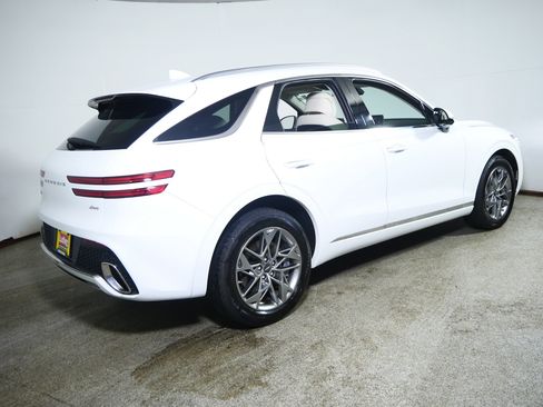 Used 2025 Genesis GV70 2.5T w/ Advanced Package AWD/4WD image 7